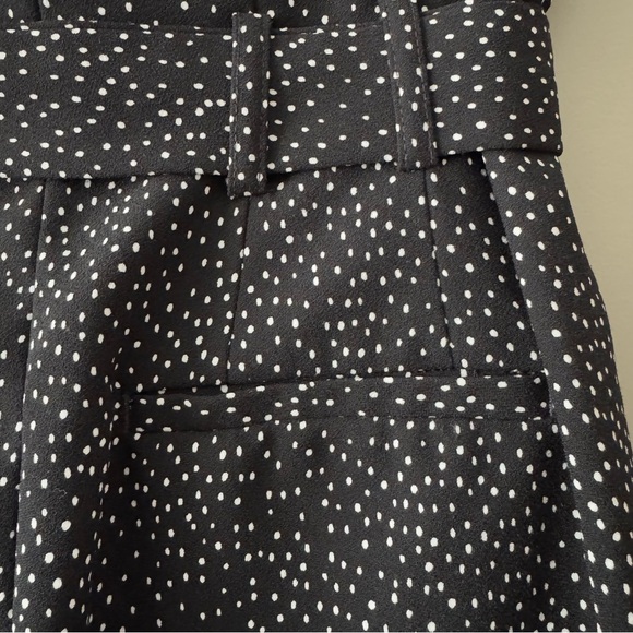 EXPRESS BLACK AND WHITE POLKA DOT ANKLE HIGH-RISE BELTED DRESS PANTS SIZE 00 - Picture 5 of 9